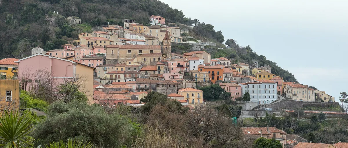 Come arrivare a Maratea in treno? Guida pratica con orari e tappe