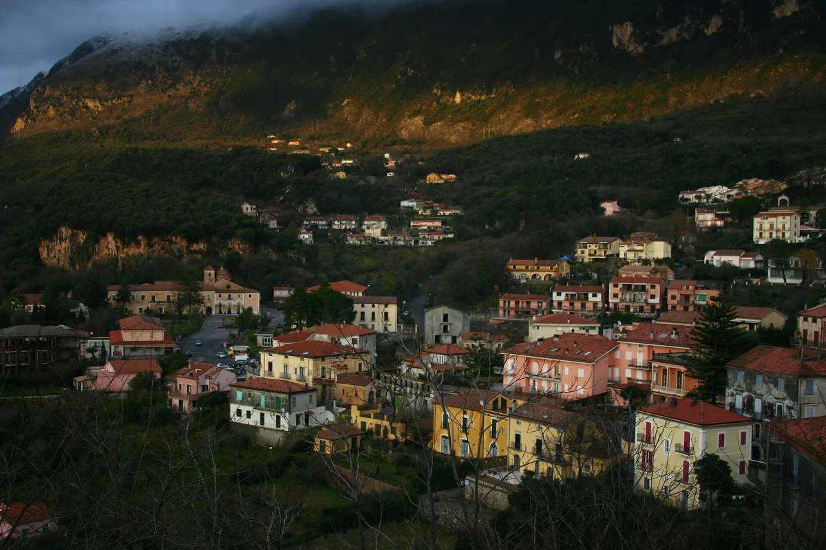 Cosa fare la sera a Maratea nel centro storico: locali ed eventi