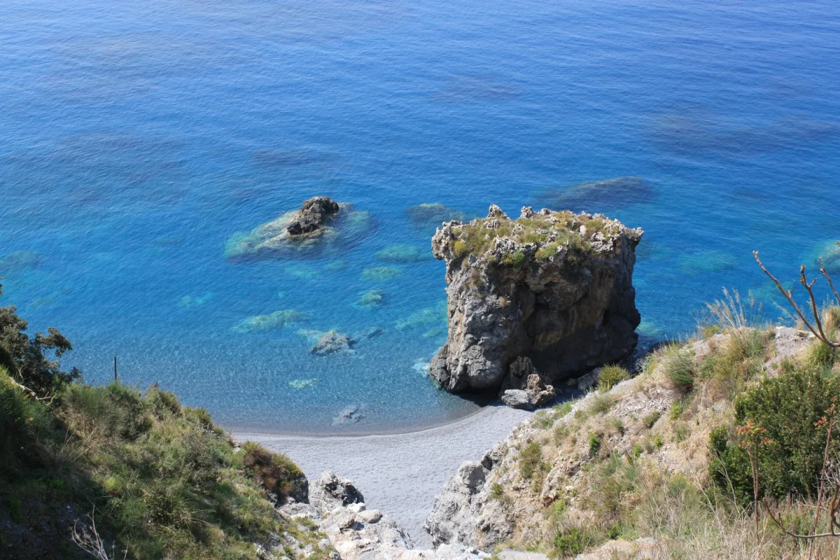 Maratea in agosto: è davvero troppo affollata? Consigli per vivere al meglio l’estate